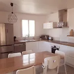 Maison Ensoleillee De Plain-pied Ouvert Sur Un Jardin Cloture * Mallemoisson