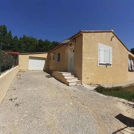 Maison Ensoleillee De Plain-pied Ouvert Sur Un Jardin Cloture Mallemoisson