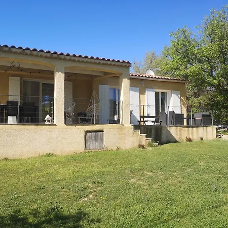 Maison Ensoleillee De Plain-pied Ouvert Sur Un Jardin Cloture Mallemoisson
