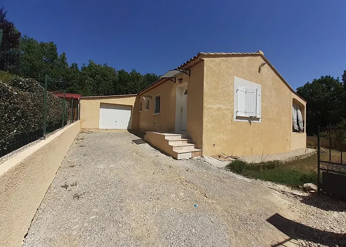 Maison Ensoleillee De Plain-pied Ouvert Sur Un Jardin Cloture Mallemoisson